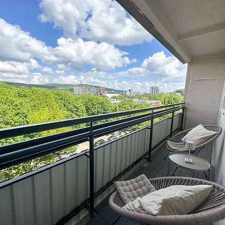 Simcity I Free Parking,24 7 Self Check-in, Balcony, Quiet Location With Easy Transportation To Square Апартаменты *