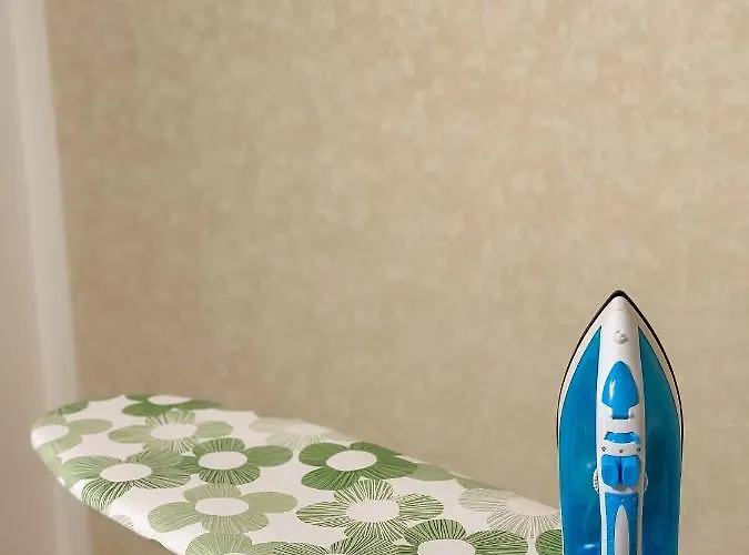 Apartment Simcity I Free Parking,24 7 Self Check-in, Balcony, Quiet Location With Easy Transportation To Square